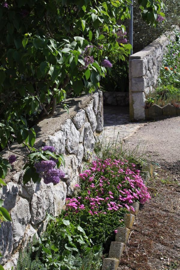 Apartments With A Parking Space Vrbnik, Krk - 429 외부 사진